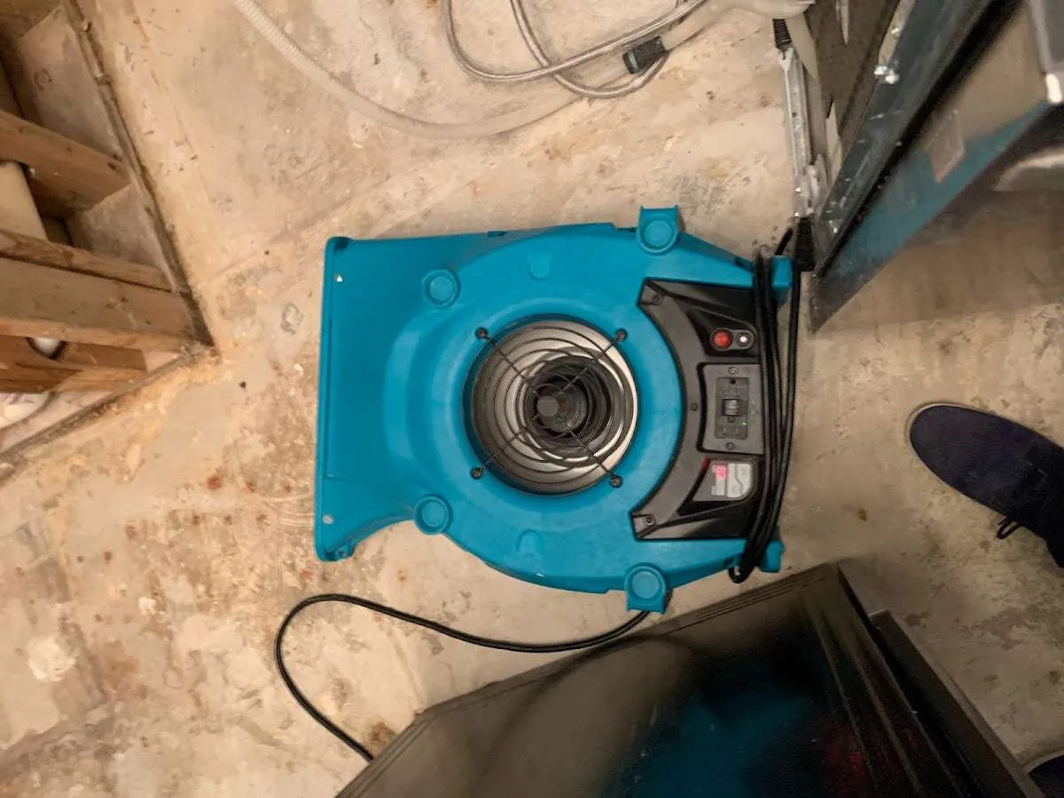 Air mover drying equipment for Mold Remediation & Removal in Helena-West Helena